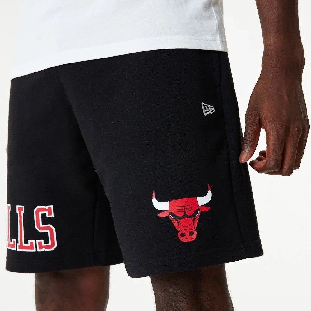 New Era Mens Chicago Bulls Team Logo Fleece Shorts / Black / RRP £45