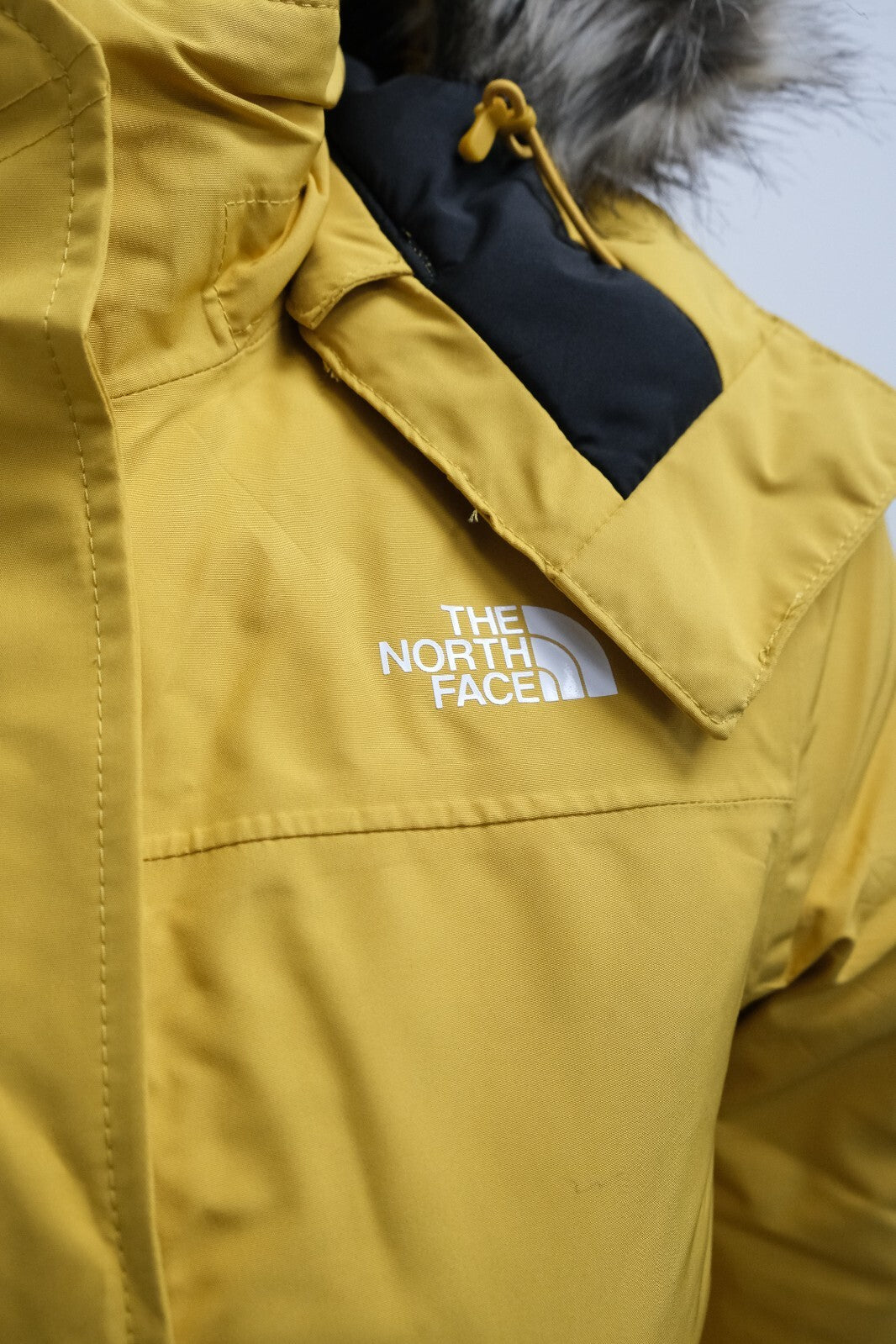 The North Face Womens New Peak Parka Winter Coat / Golden Spice / RRP £380