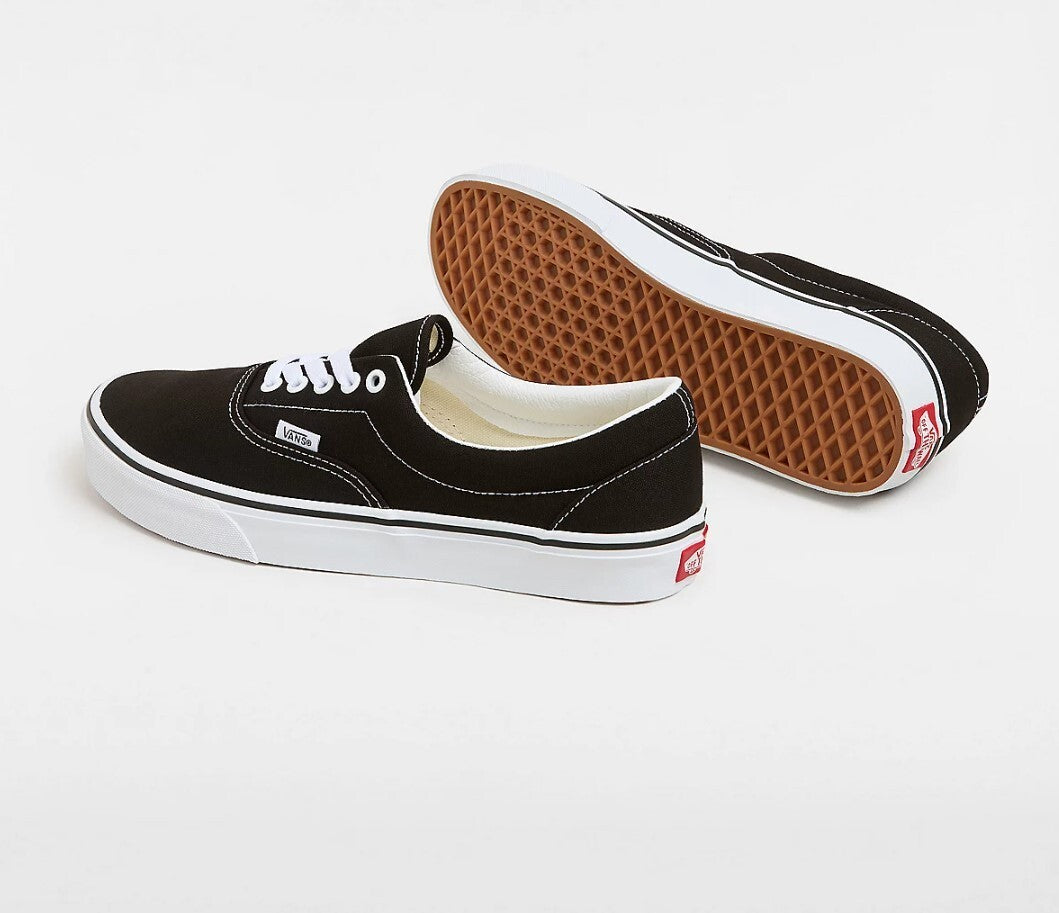 Vans Unisex Era Trainers / Black White / RRP £57