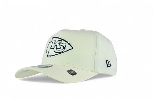 New Era Kansas City Chiefs NFL 9FORTY A Frame Cap / Stone Beige Black / RRP £27