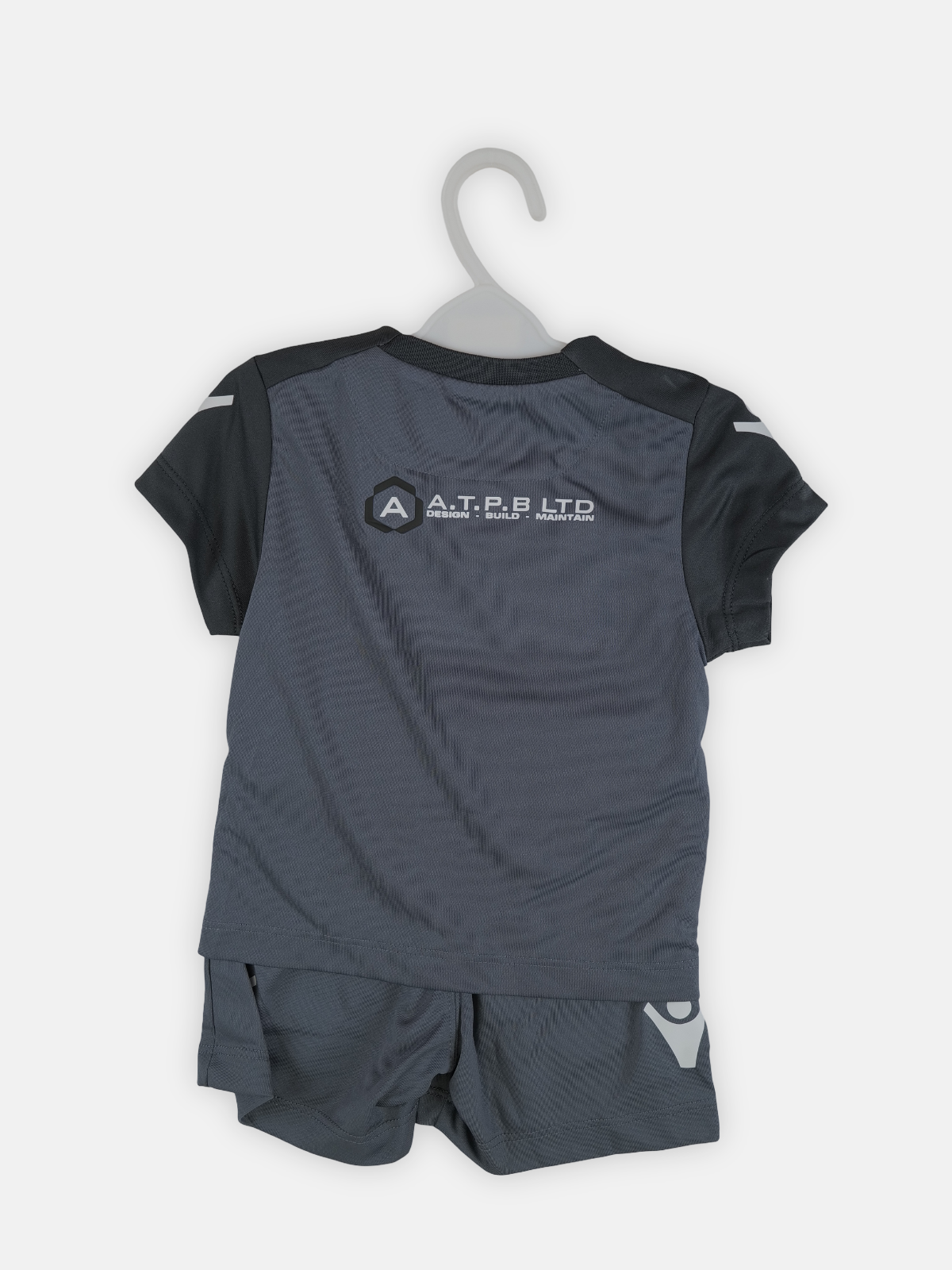 Macron Kids 2018-19 Millwall Away Shirt & Shorts Football Kit / Grey /RRP £29.99