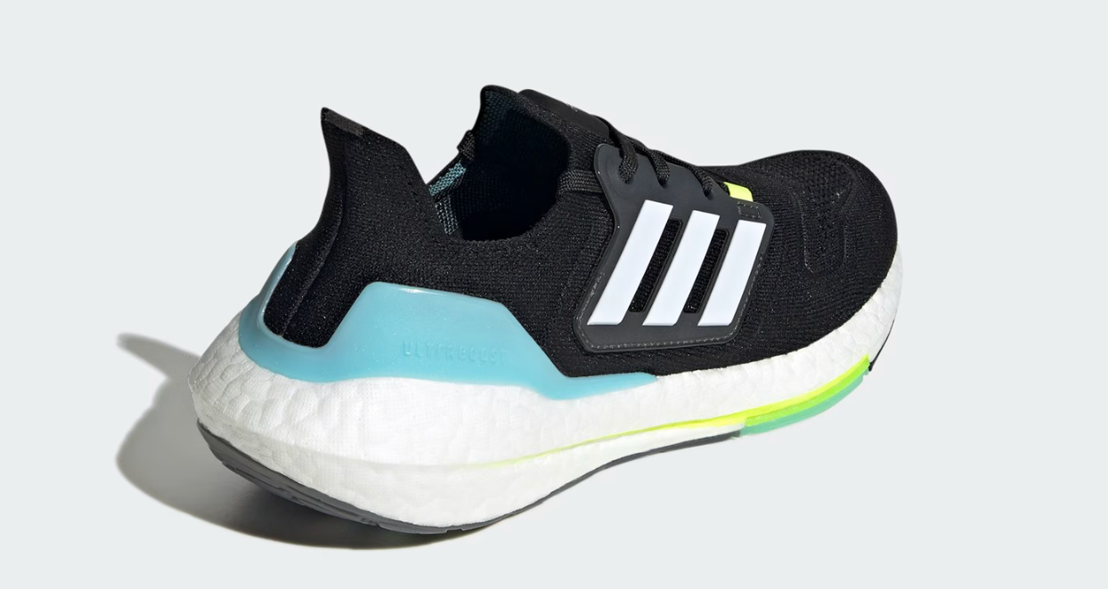 Adidas Womens Ultraboost 22 Trainers / BNIB / Black / RRP £165