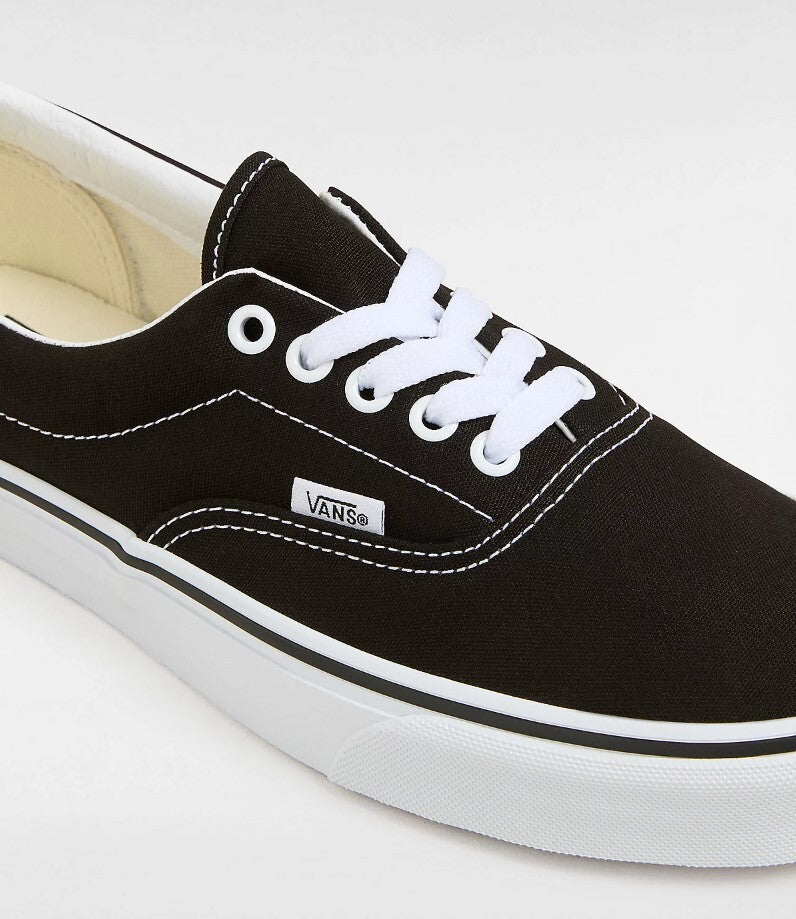 Vans Unisex Era Trainers / Black White / RRP £57