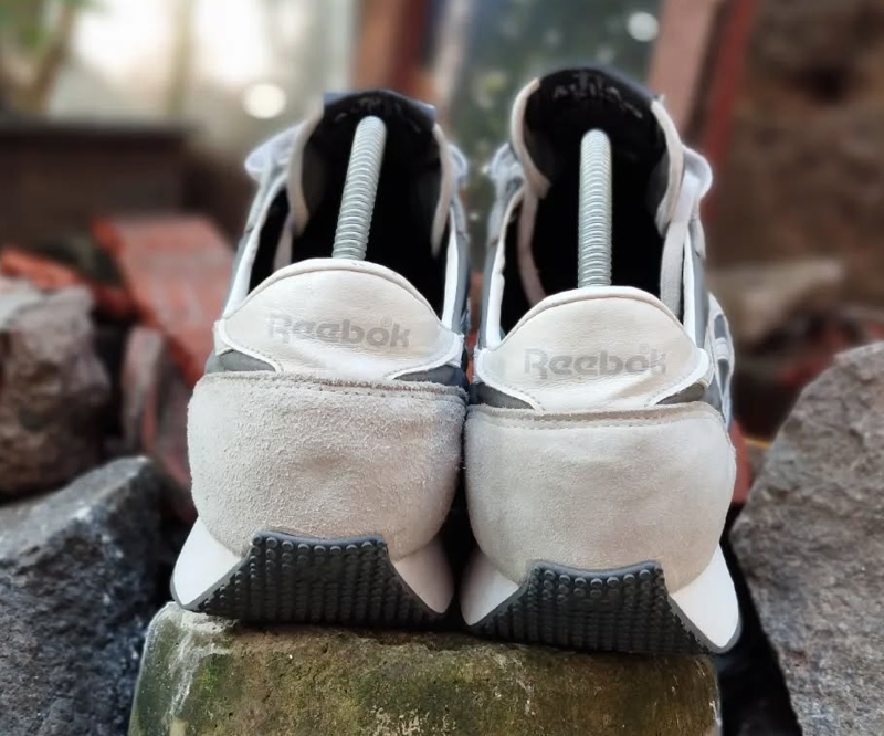 Reebok Mens Aztec Trainers / BNIB / Ash Grey / RRP £65