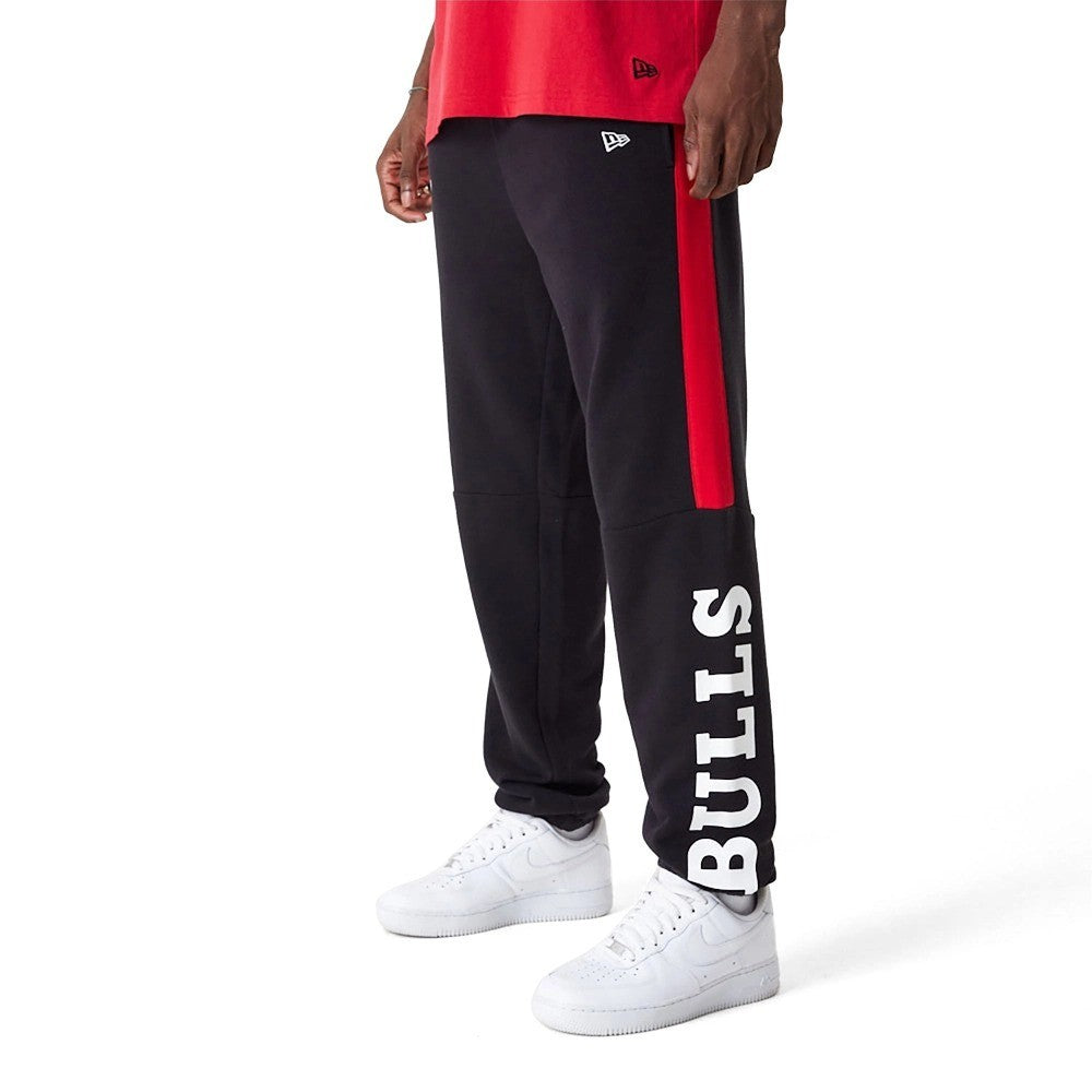 New Era Mens Chicago Bulls Colour Block Joggers / Black Red / RRP £60