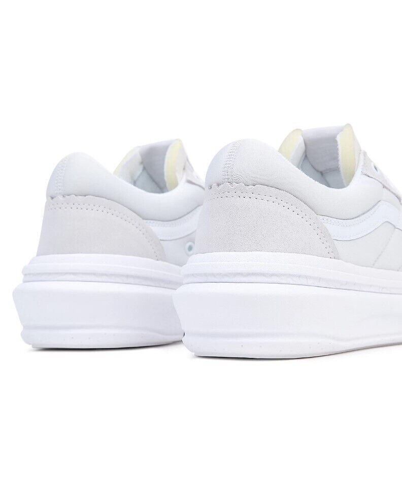 Vans Mens Old Skool Overt ComfyCush Trainers / Light Grey / RRP £95