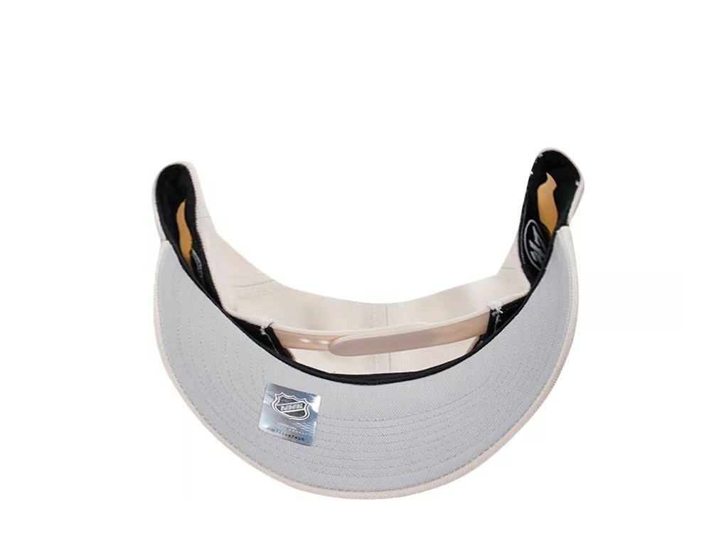 47 Brand Anaheim Ducks NHL Metallic MVP Snapback Cap / Beige Silver / RRP £28