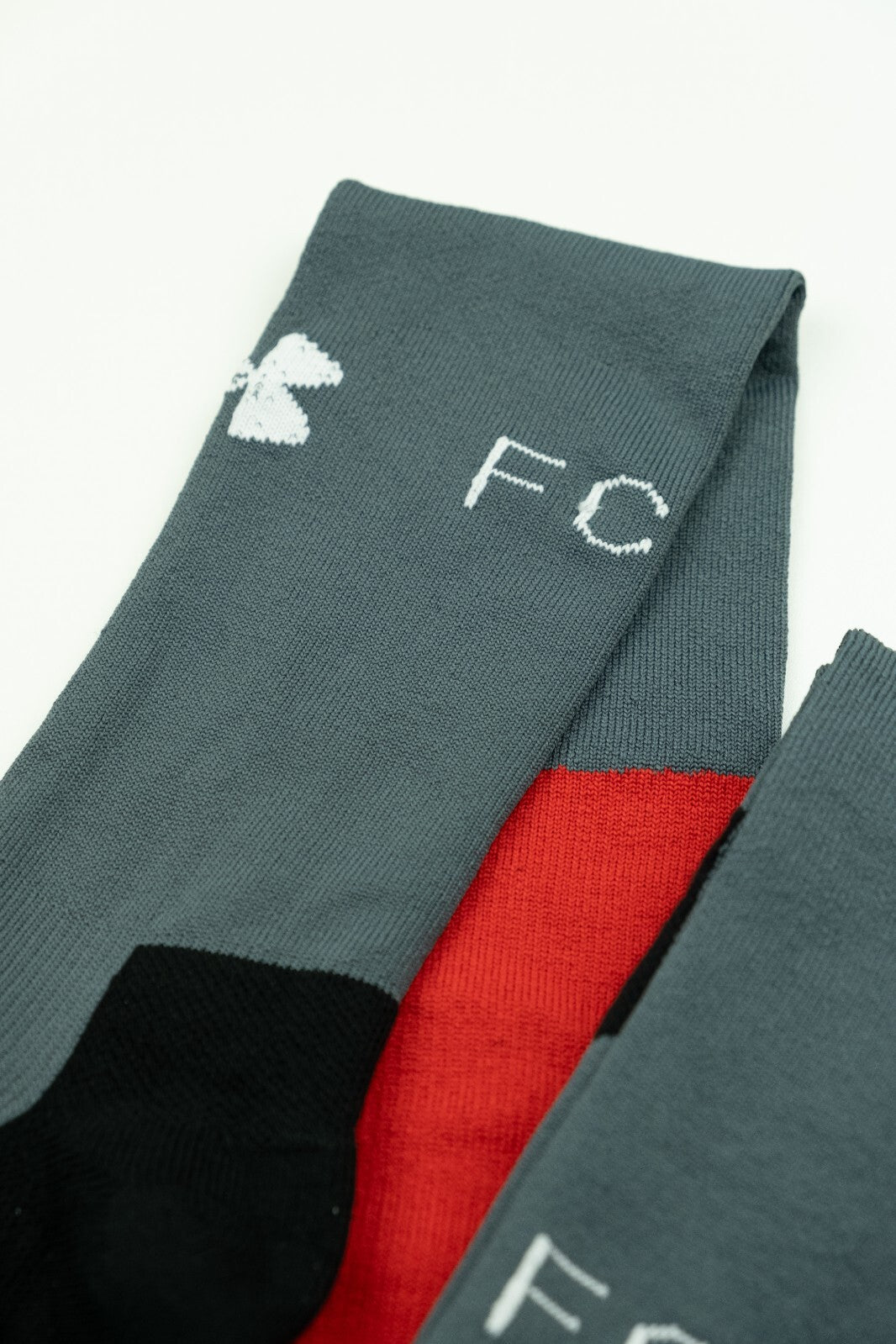 Under Armour 2019-20 Lokomotiv Moscow Third Socks / Grey / Mens / RRP £14.99