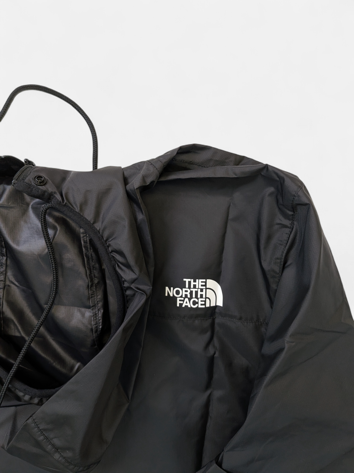 The North Face Womens 1988 MOUNTAIN JACKET / Black / RRP £155