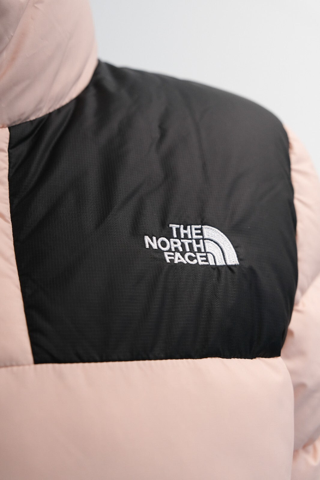 The North Face Womens Massif Down Puffer / Evening Sand Pink / RRP £310