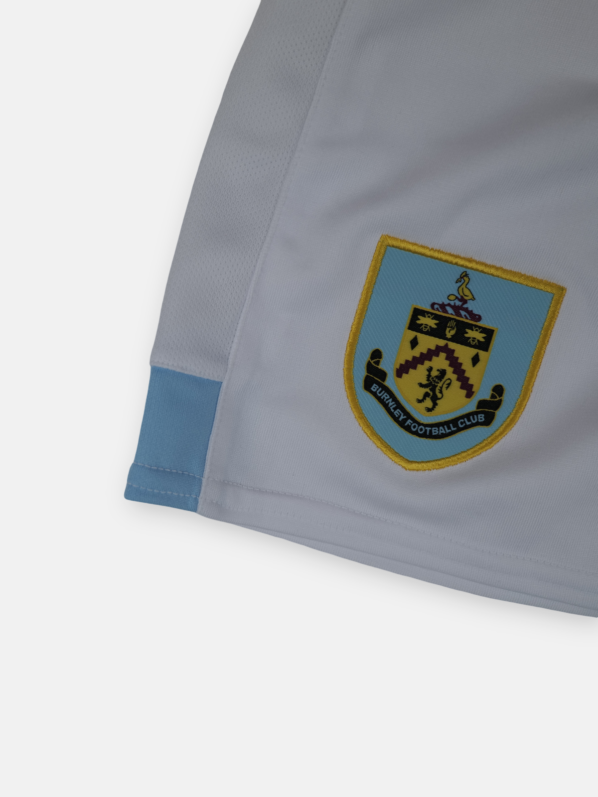 Umbro Kids 2021-22 Burnley Away Football Shorts / White / RRP £14.99