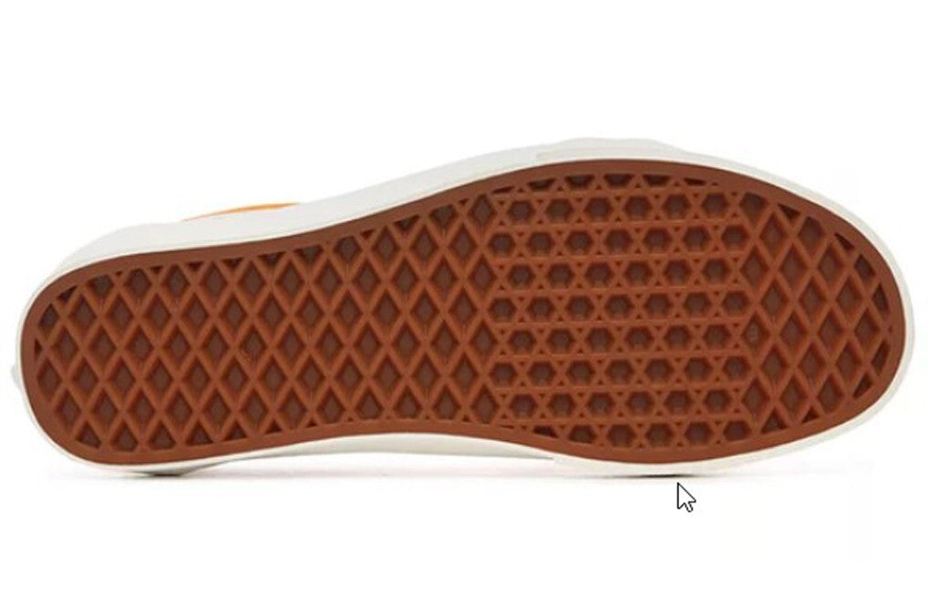 Vans Womens UA Pig Suede Old Skool Trainers / RRP £75