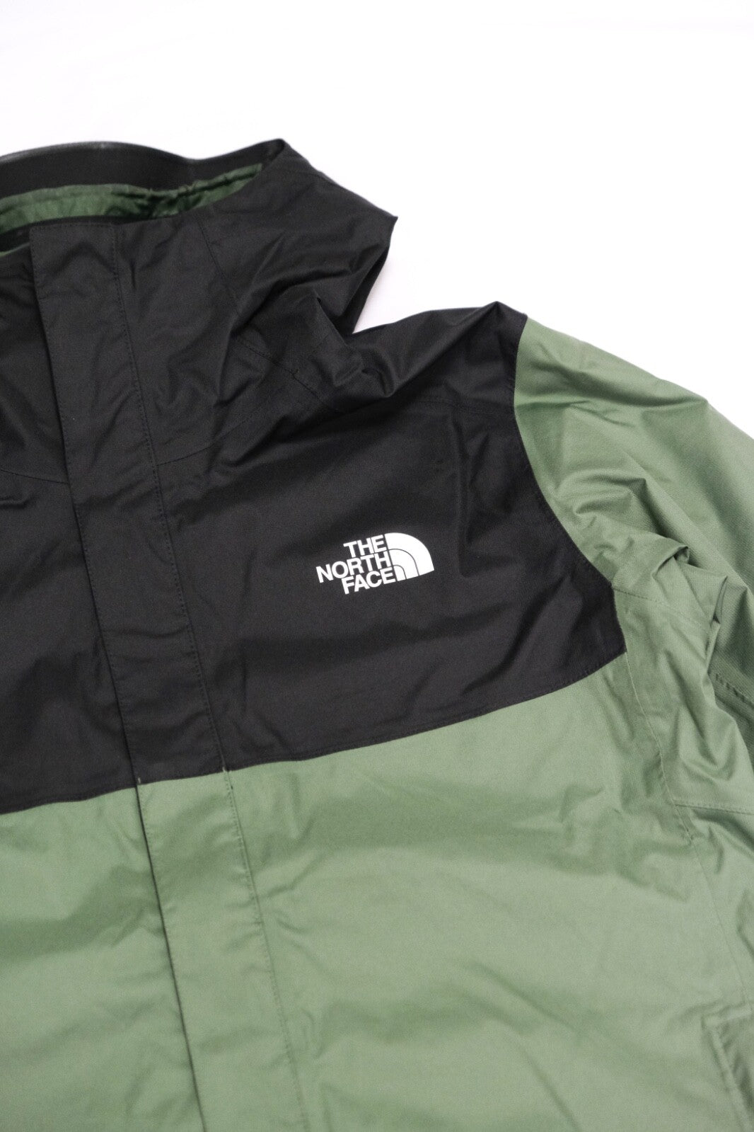 The North Face Mens Quest Zip-In Rain Jacket / Black/Green / RRP £155