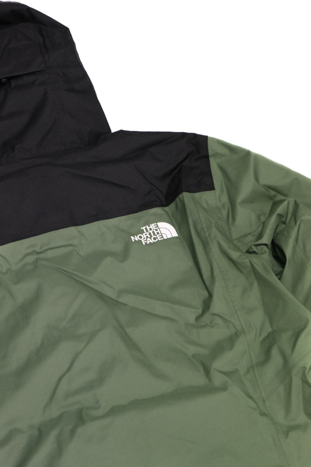 The North Face Mens Quest Zip-In Rain Jacket / Black/Green / RRP £155
