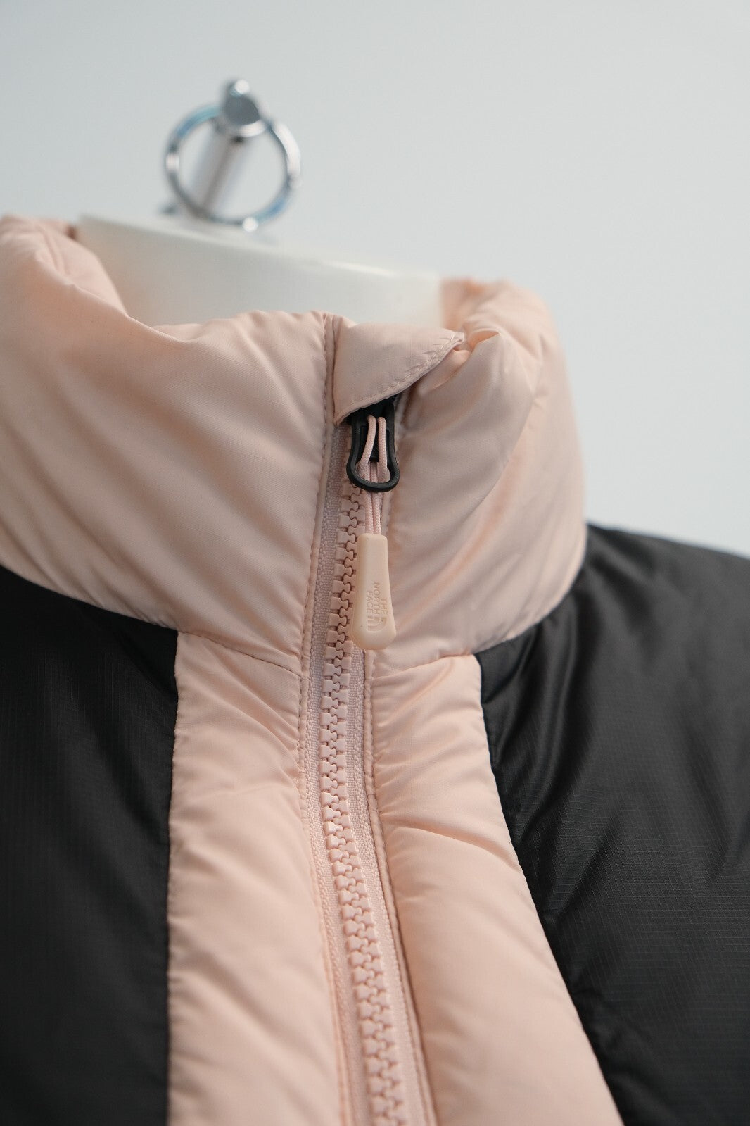 The North Face Womens Massif Down Puffer / Evening Sand Pink / RRP £310