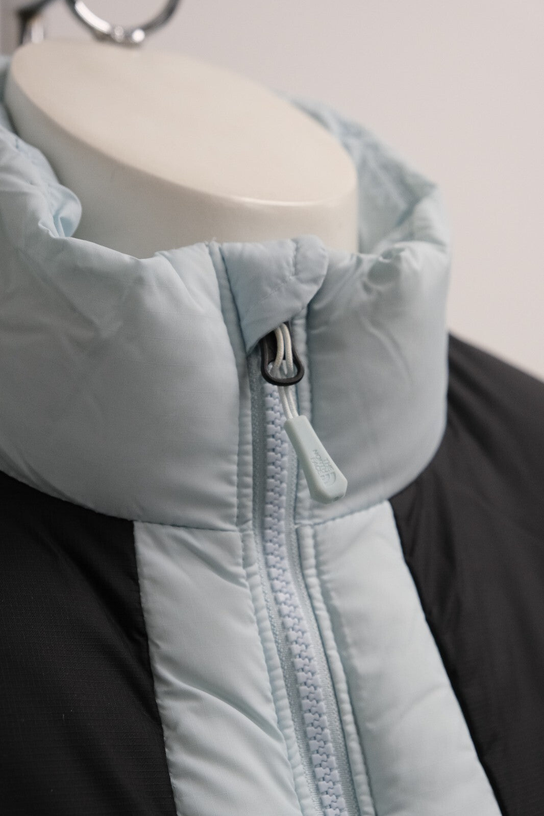 The North Face Womens Massif Down Puffer / Skylight Blue / RRP £310