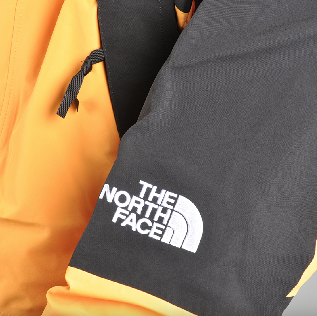 The North Face 94 Retro Mountain Light Futurelight Jacket / BNWT / Gold /RRP£325