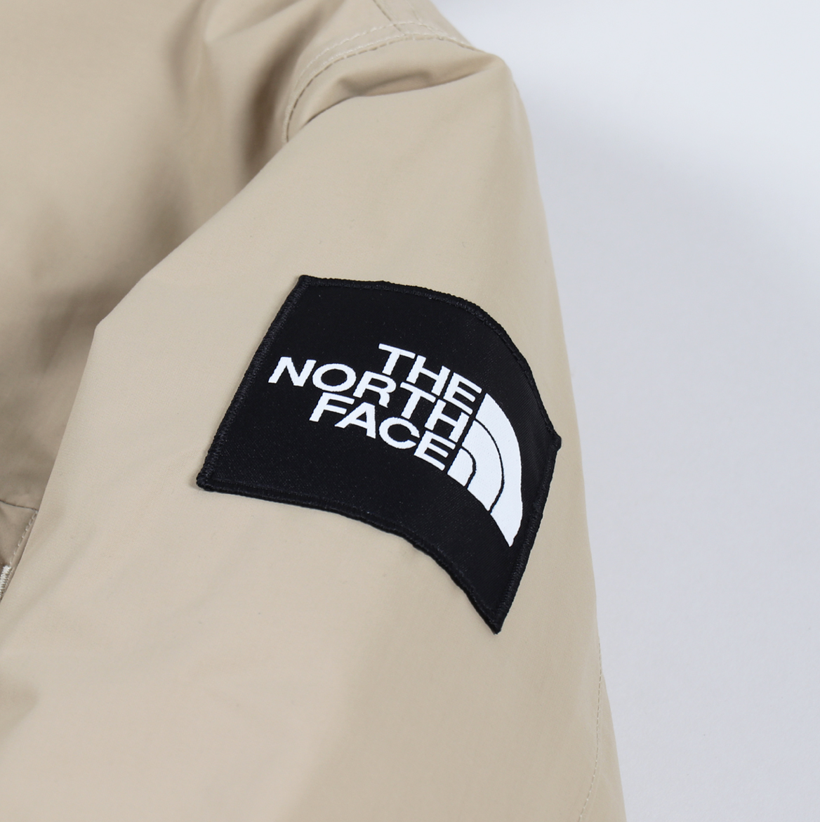 The North Face Mens Storm Peak Jacket / BNWT / Hawthorne Khaki / RRP £300