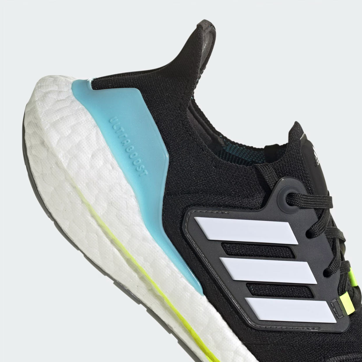 Adidas Womens Ultraboost 22 Trainers / BNIB / Black / RRP £165