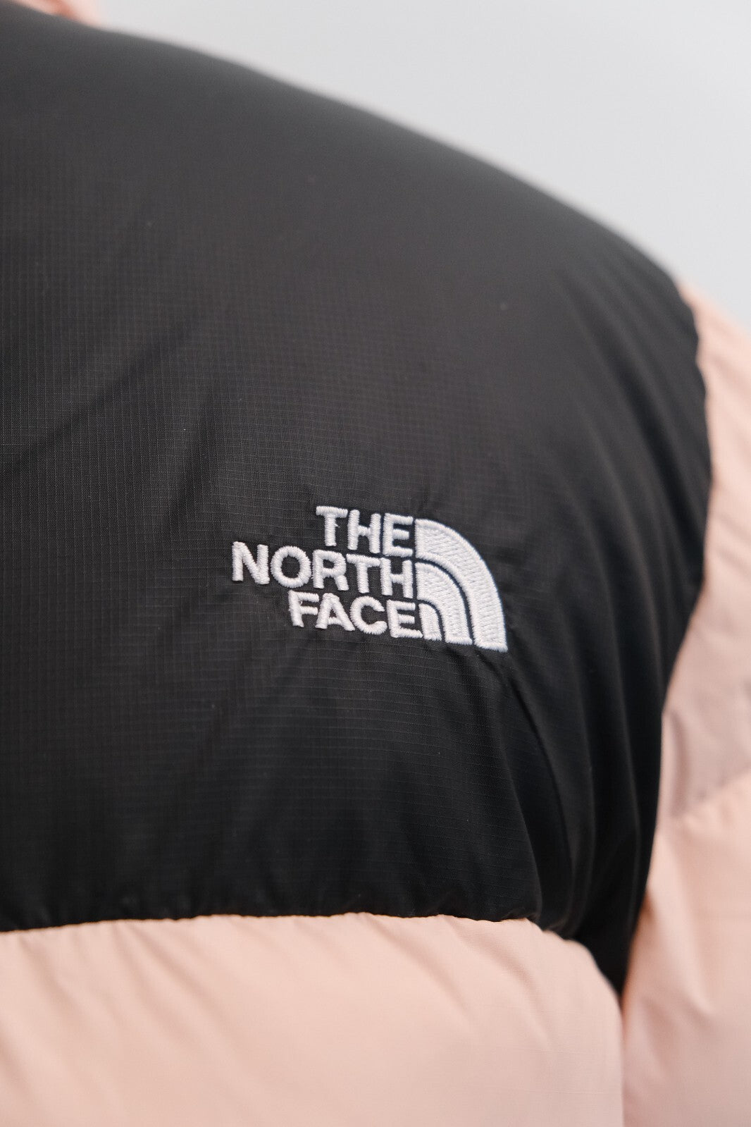 The North Face Womens Massif Down Puffer / Evening Sand Pink / RRP £310