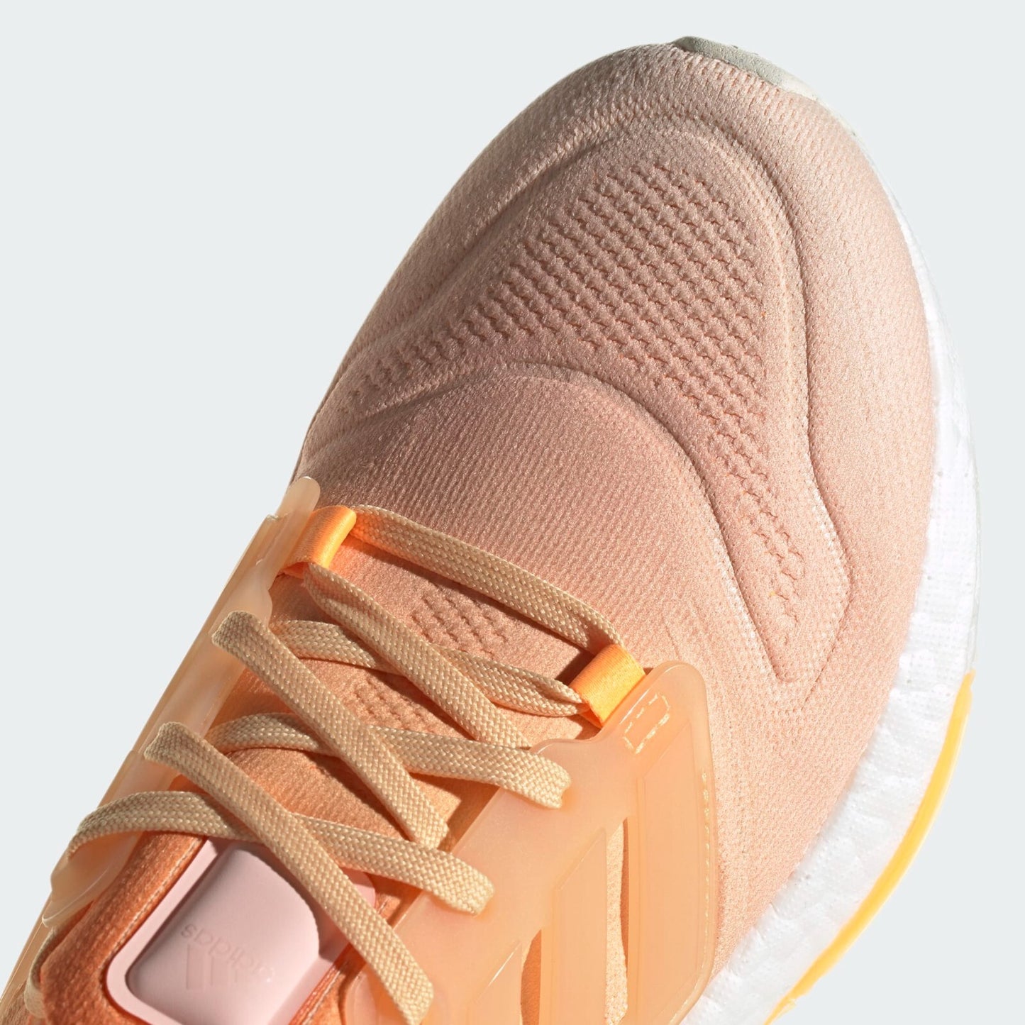Adidas Women's Ultraboost 22 / UK 4.5 / Peach White / RRP £165