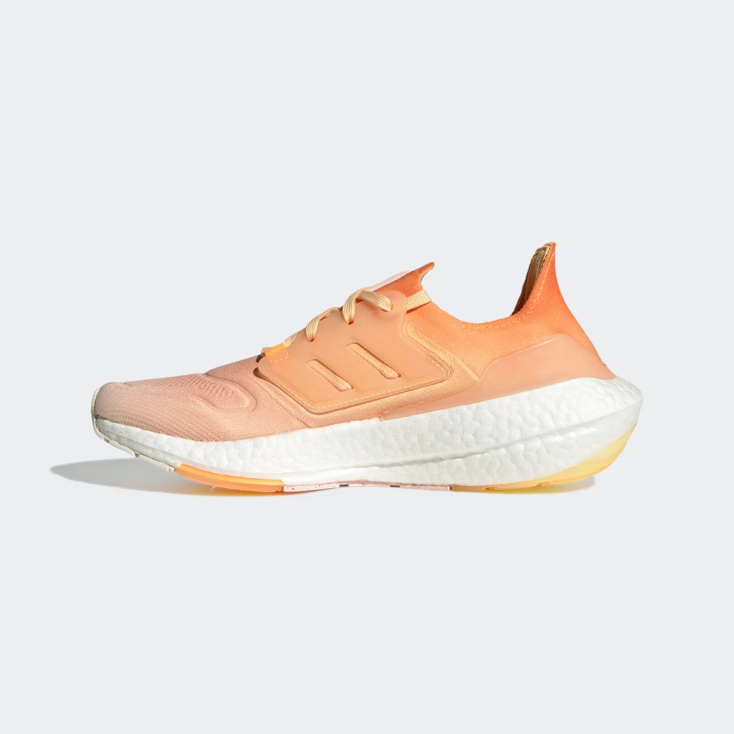 Adidas Women's Ultraboost 22 / UK 4.5 / Peach White / RRP £165