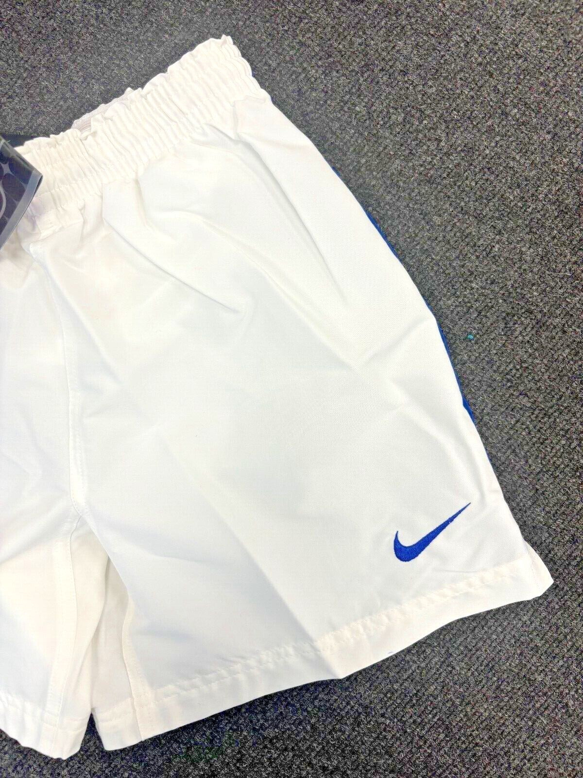 Nike Kids Leeds United Football Shorts / 2000-02 / Home White / RRP £20