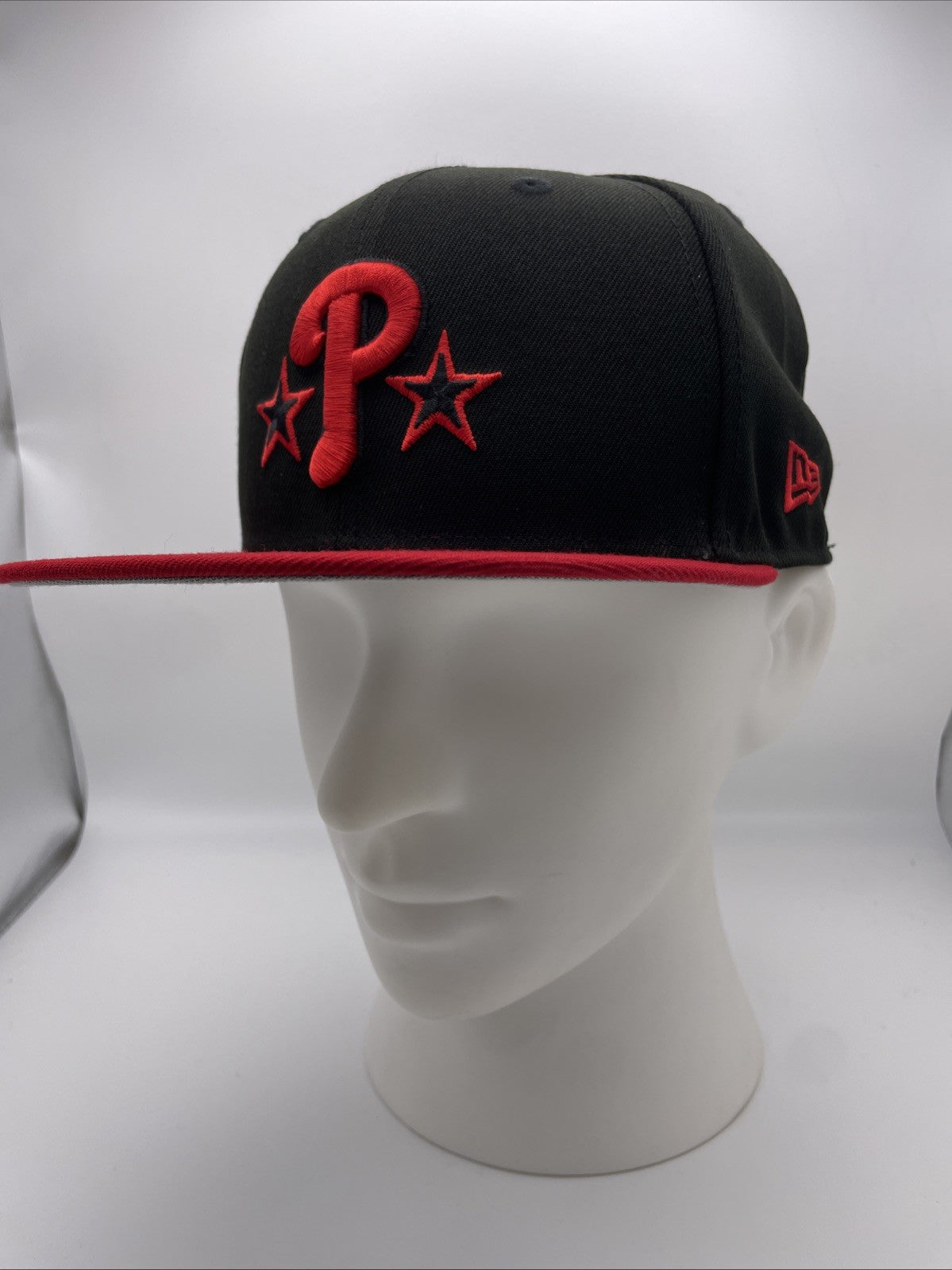 Philadelphia Phillies 59FIFTY New Era Hat / Black Red / £30