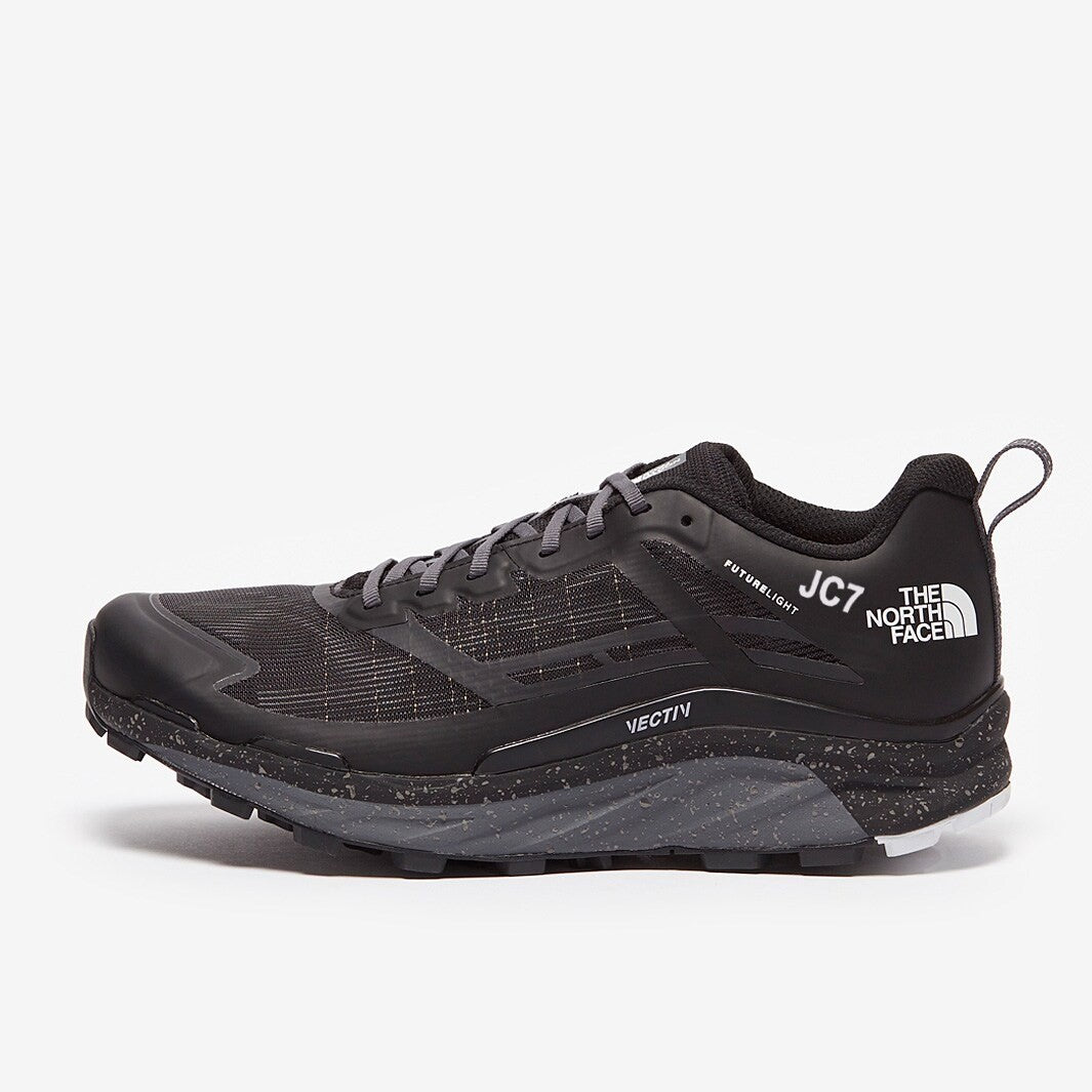 The North Face Mens Vectv Infinite Reflect Trainers / TNF Black / RRP £160