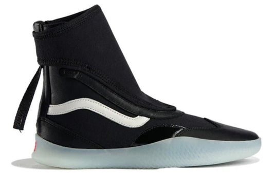 Vans Mens Boot Skool LX / Black, True White / RRP £130