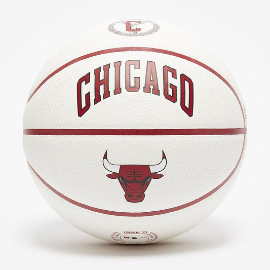 Wilson NBA Chicago Bulls City Collector Basketball / White / RRP £110