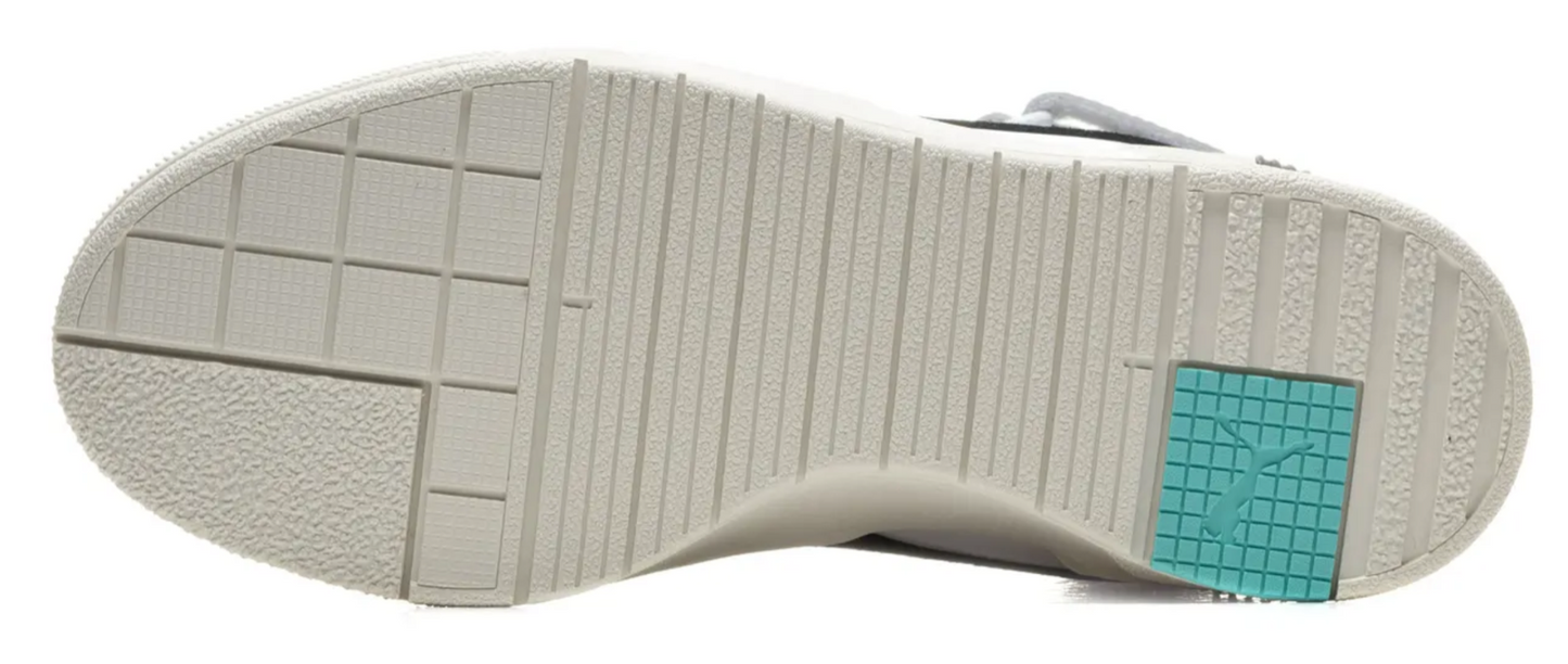 Puma Womens Cali Sport Top Contact Trainers / BNIB / White / UK 6.5