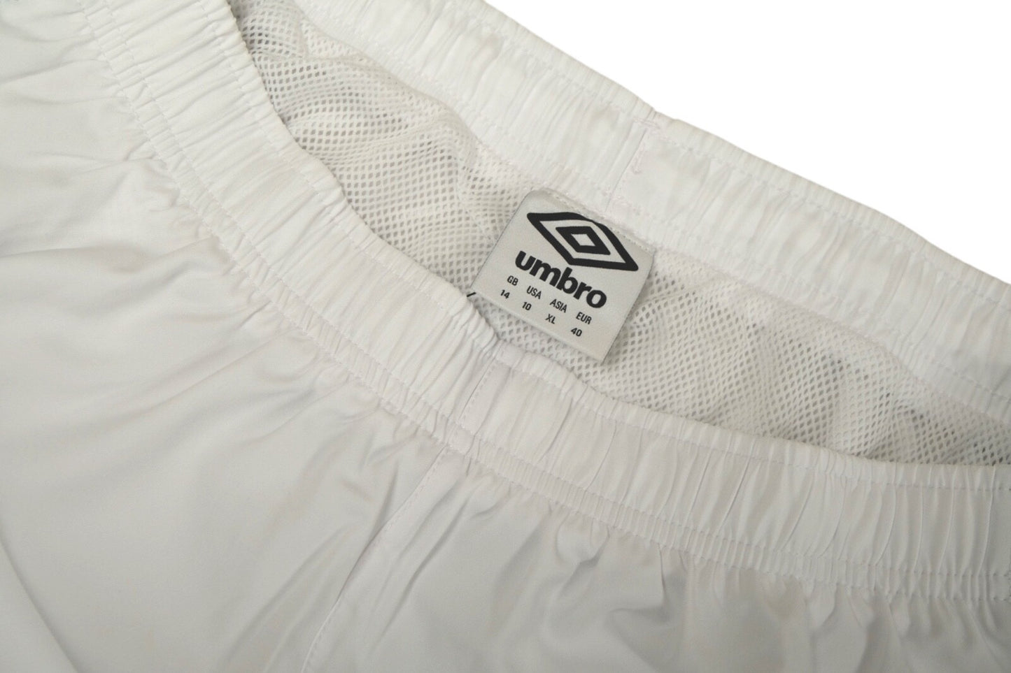 Umbro 2020-21 Ireland Home Shorts / Womens / White / RRP £29.99