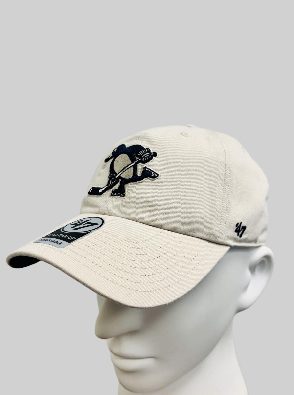 47 Brand Pittsburgh Penguins NHL Relaxed Clean Up Dad Cap / Ivory / RRP £28