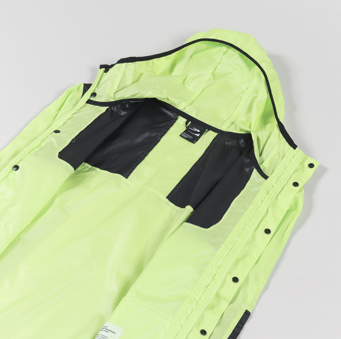 The North Face Mens Seasonal Mountain Jacket / BNWT / Sharp Green / RRP £90