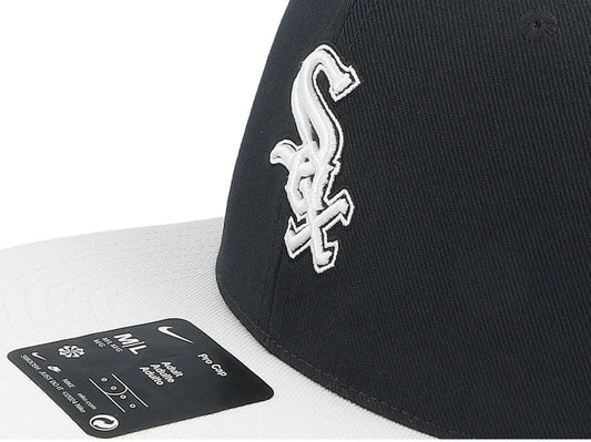 Nike Chicago White Sox Cap / Pro Brim Snapback MLB Hat / Black White / RRP £28