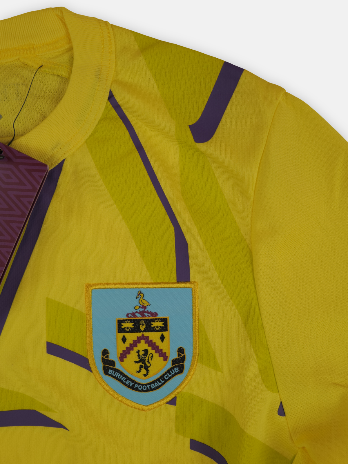 Umbro Kids 2019-20 Burnley Gk Football Shirt / Yellow / RRP £39.99