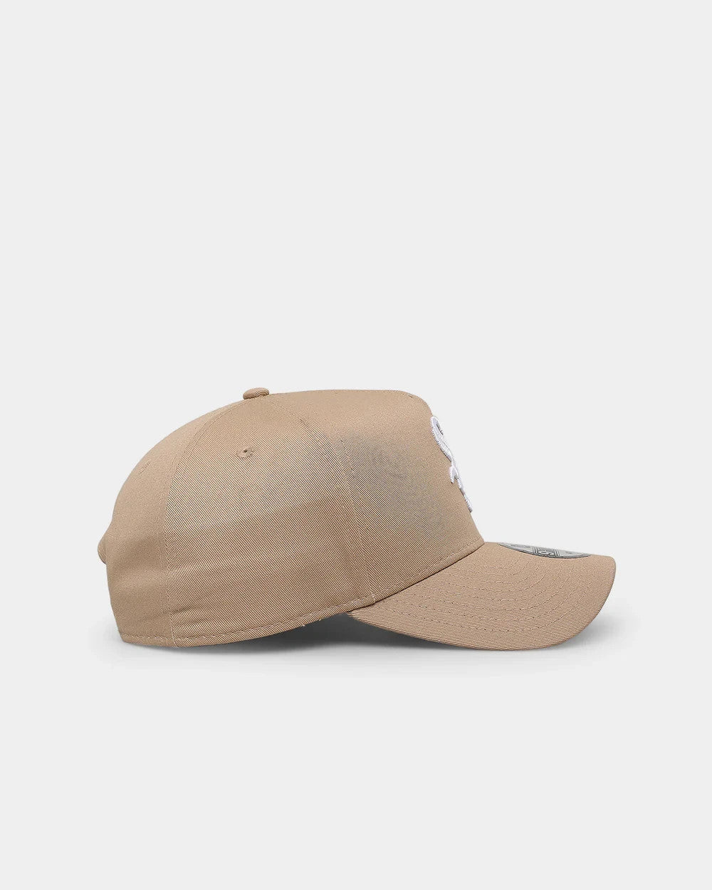 New Era Chicago White Sox 9Forty A-Frame Snapback Cap / Camel White / RRP £27