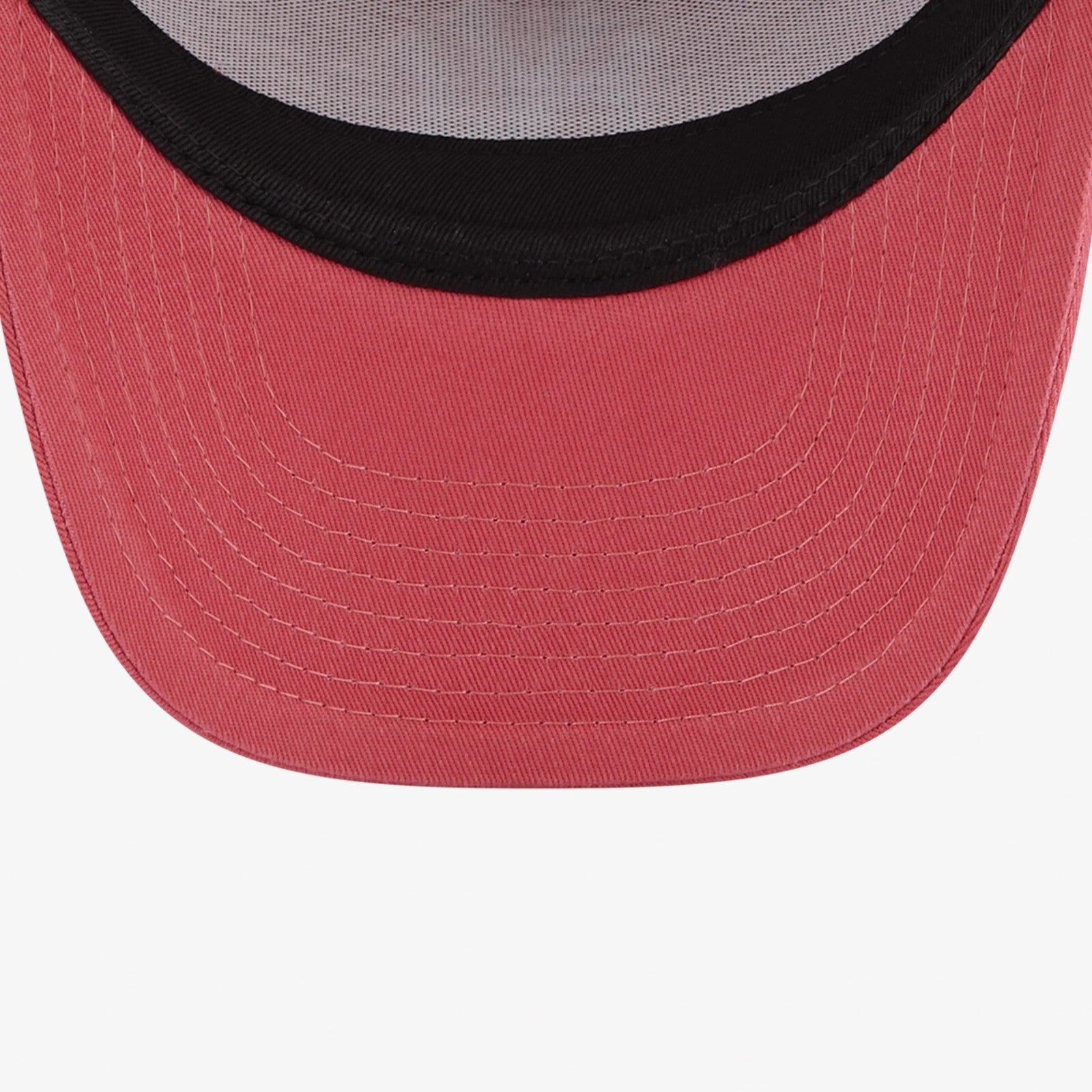 New York Yankees New Era Kids Essential Trucker / Pink White / £22