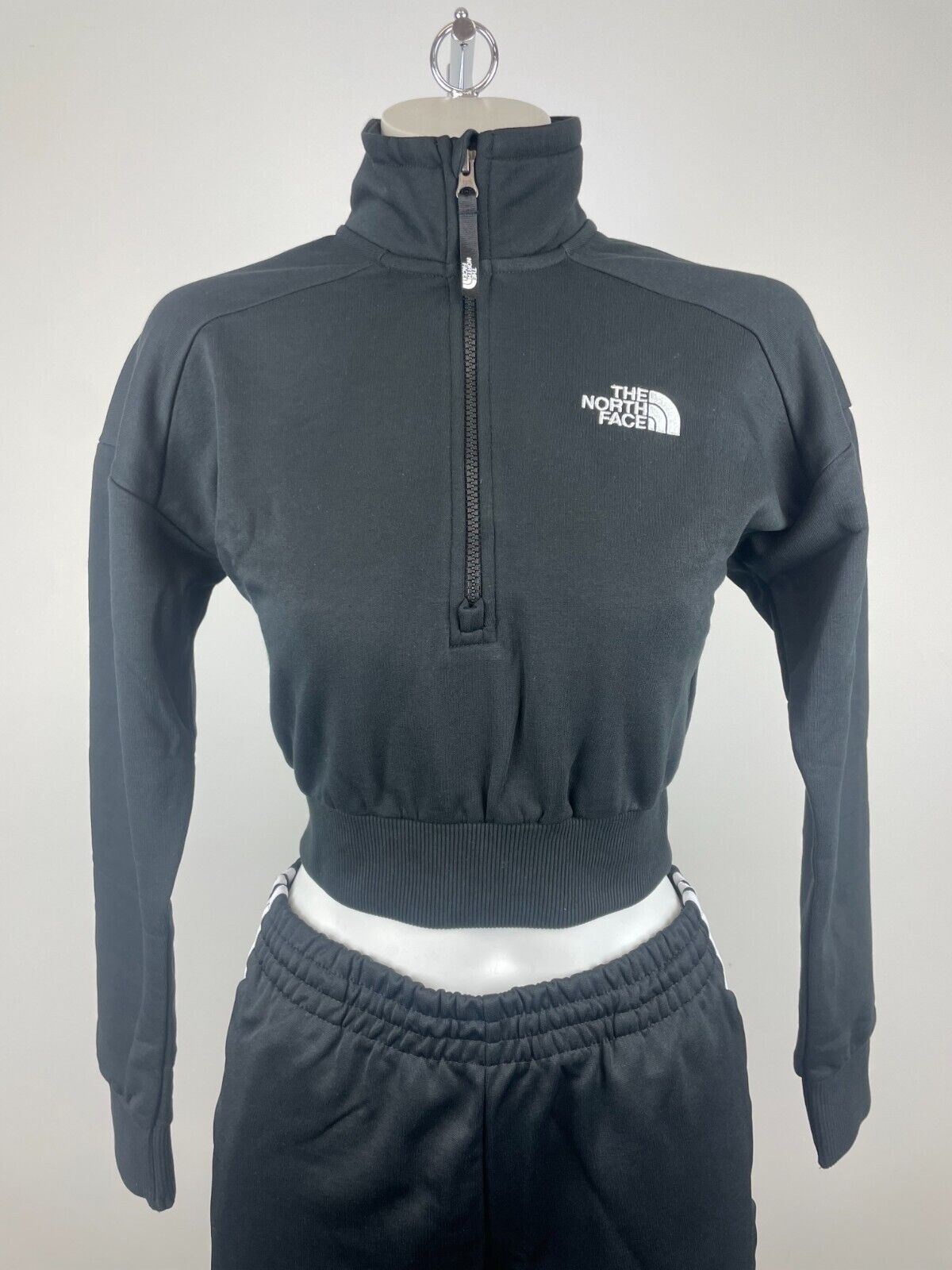 The North Face Womens Cropped 1/4 Zip Fleece / Black / Rrp £65