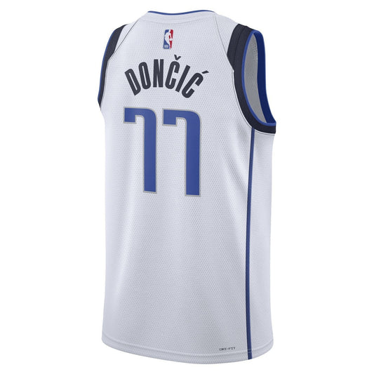 Nike Dallas Mavericks Doncic 22-23 Basketball Jersey / White / RRP £95