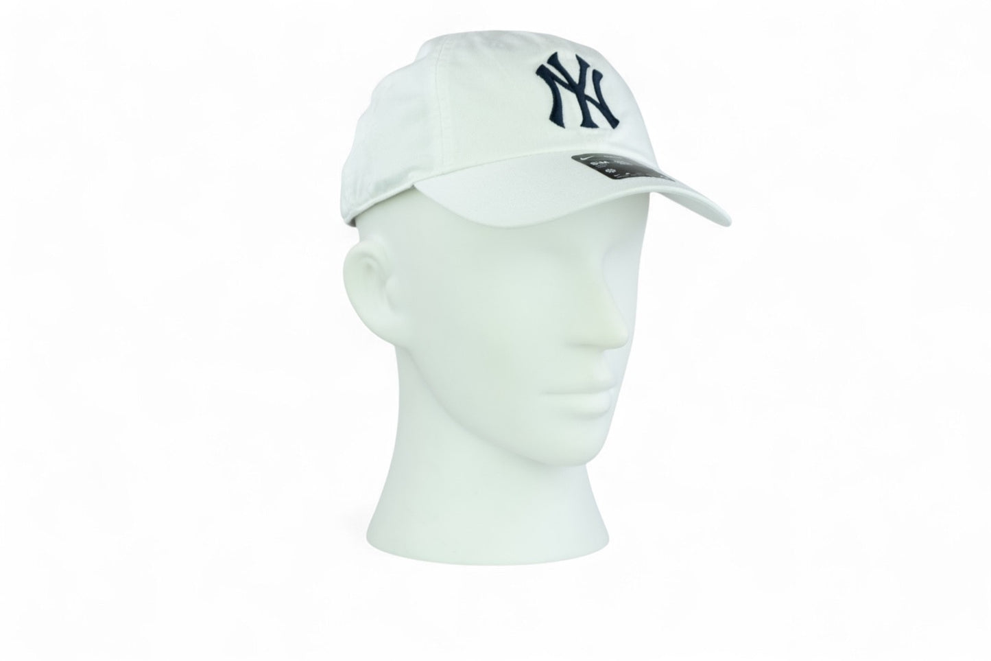 Nike Adult New York Yankees MLB Relaxed Club Cap / White / RRP £22