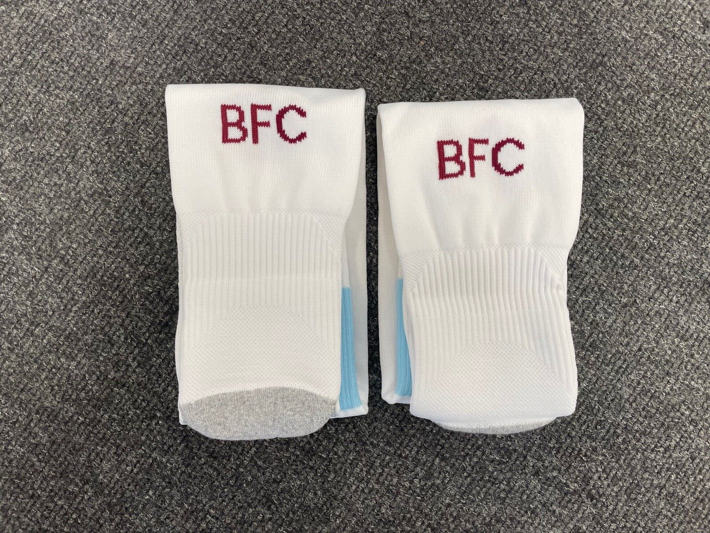 Umbro Burnley Away Football Socks / White / 2021-22 / RRP £15