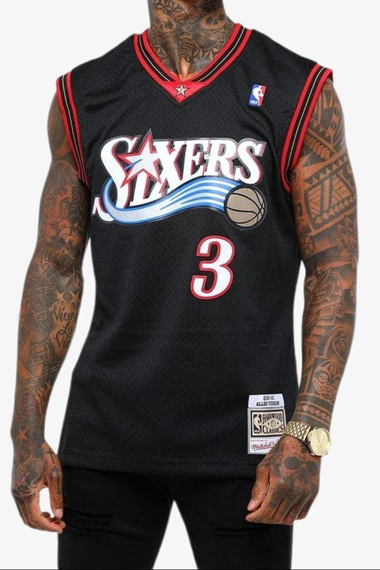 Mitchell & Ness 2000-01 Allen Iverson Sixers Basketball Jersey / Black /RRP £110
