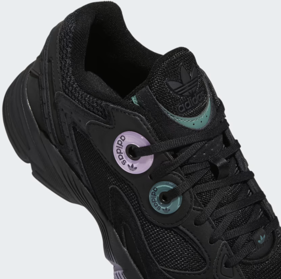 Adidas Womens Astir Trainers / BNIB / Black / RRP £90
