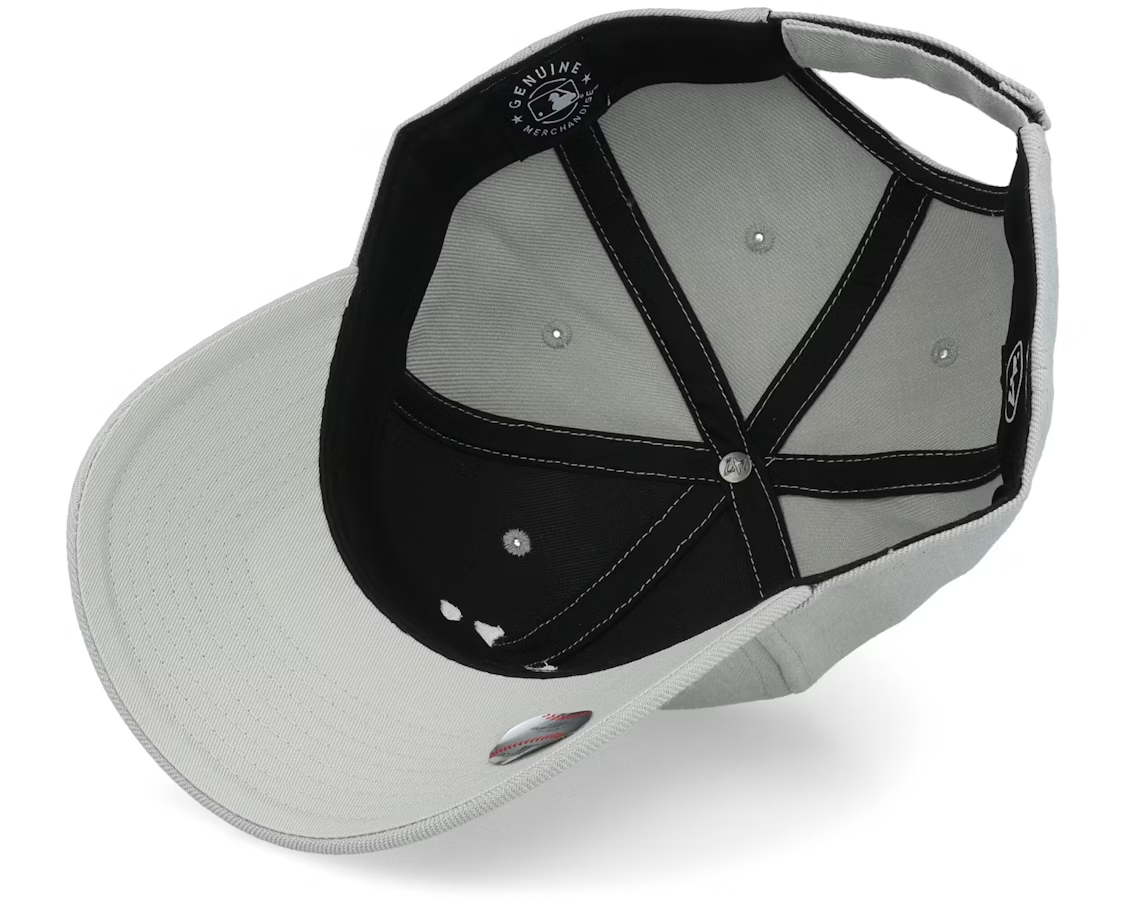 47 Brand New York Yankees MVP Snapback Cap / Grey White / RRP £28