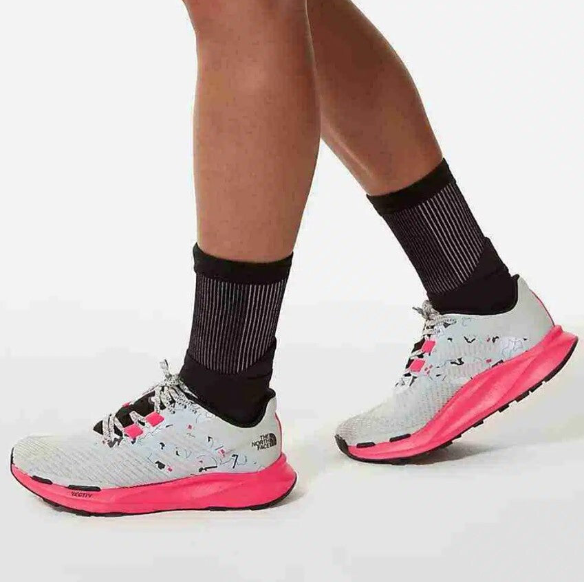 The North Face VECTIV Eminus Shoes - White Trail Marker Print/Brilliant Coral