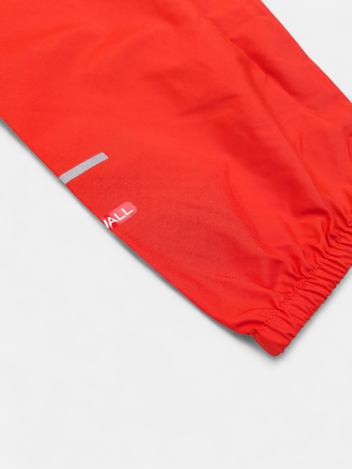 The North Face Kids React Wind Jacket / Fiery Red / RRP £50