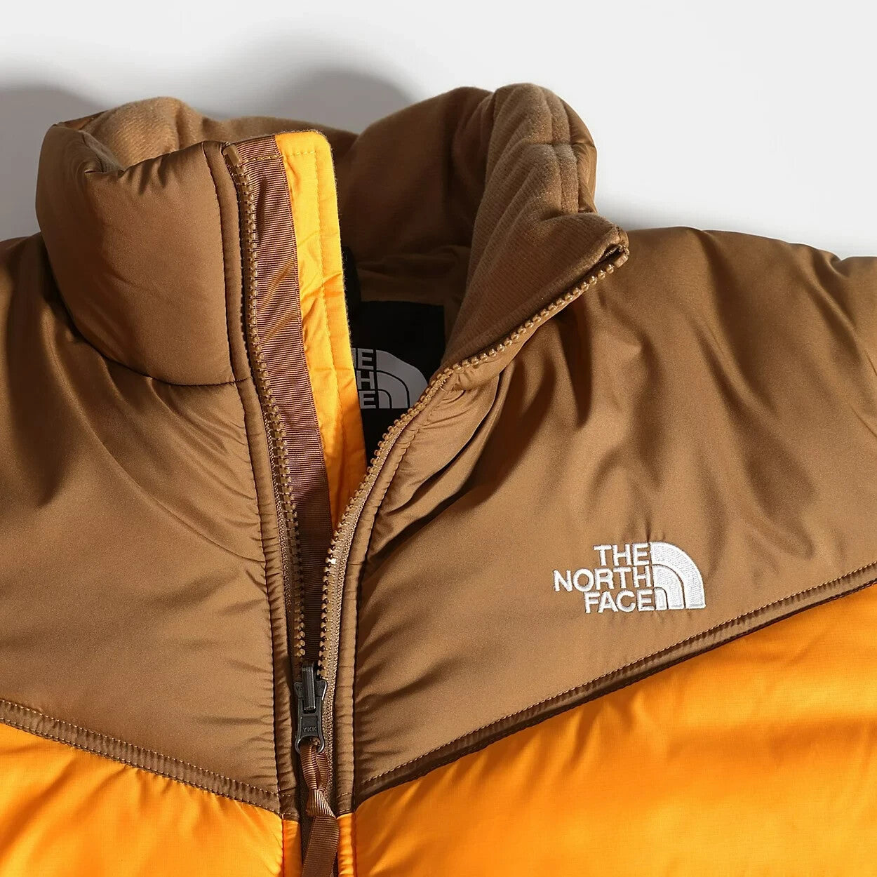The North Face men's Saikuru Jacket / Summit Gold / BNWT / RRP£200