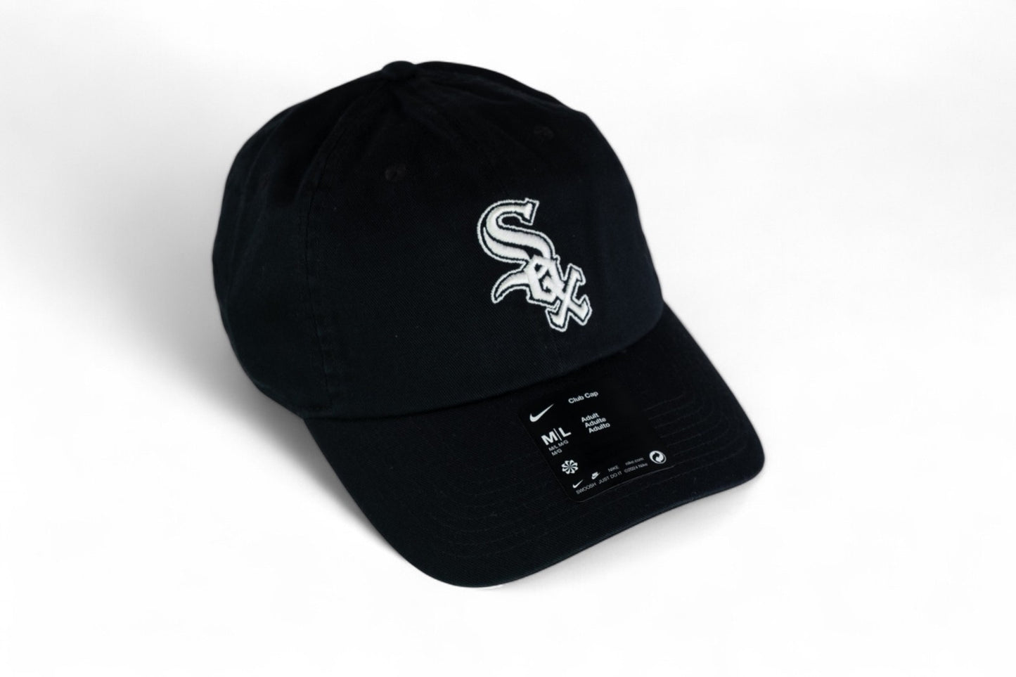 Nike Adult Chicago White Sox Baseball Relaxed Cap / Black White / RRP £22